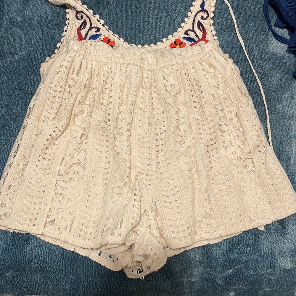 Romper - Picture 2 of 2